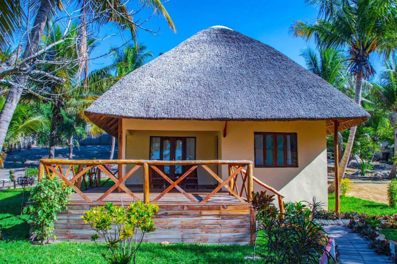 Vilancool Beach Resort Віланкулуш Екстер'єр фото